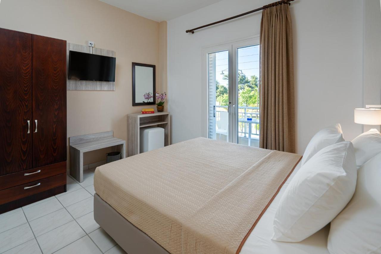 Hotel Grekas ネイポリ エクステリア 写真