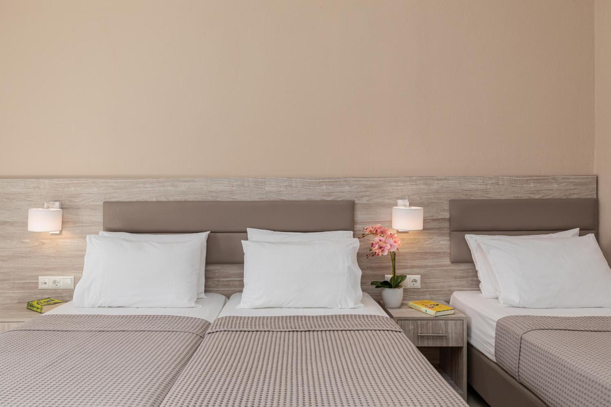 Hotel Grekas ネイポリ エクステリア 写真