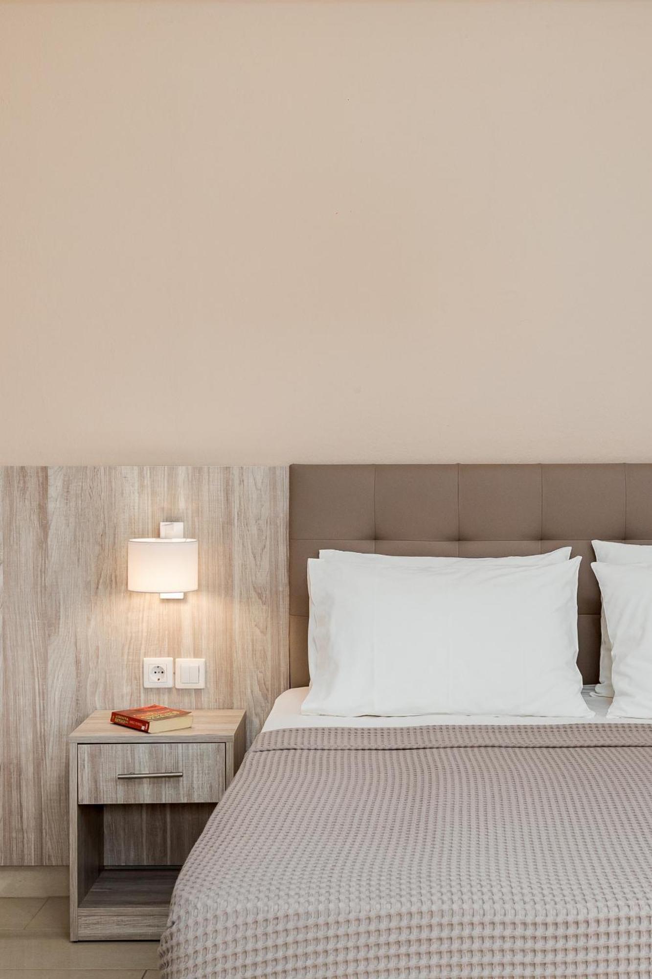 Hotel Grekas ネイポリ エクステリア 写真