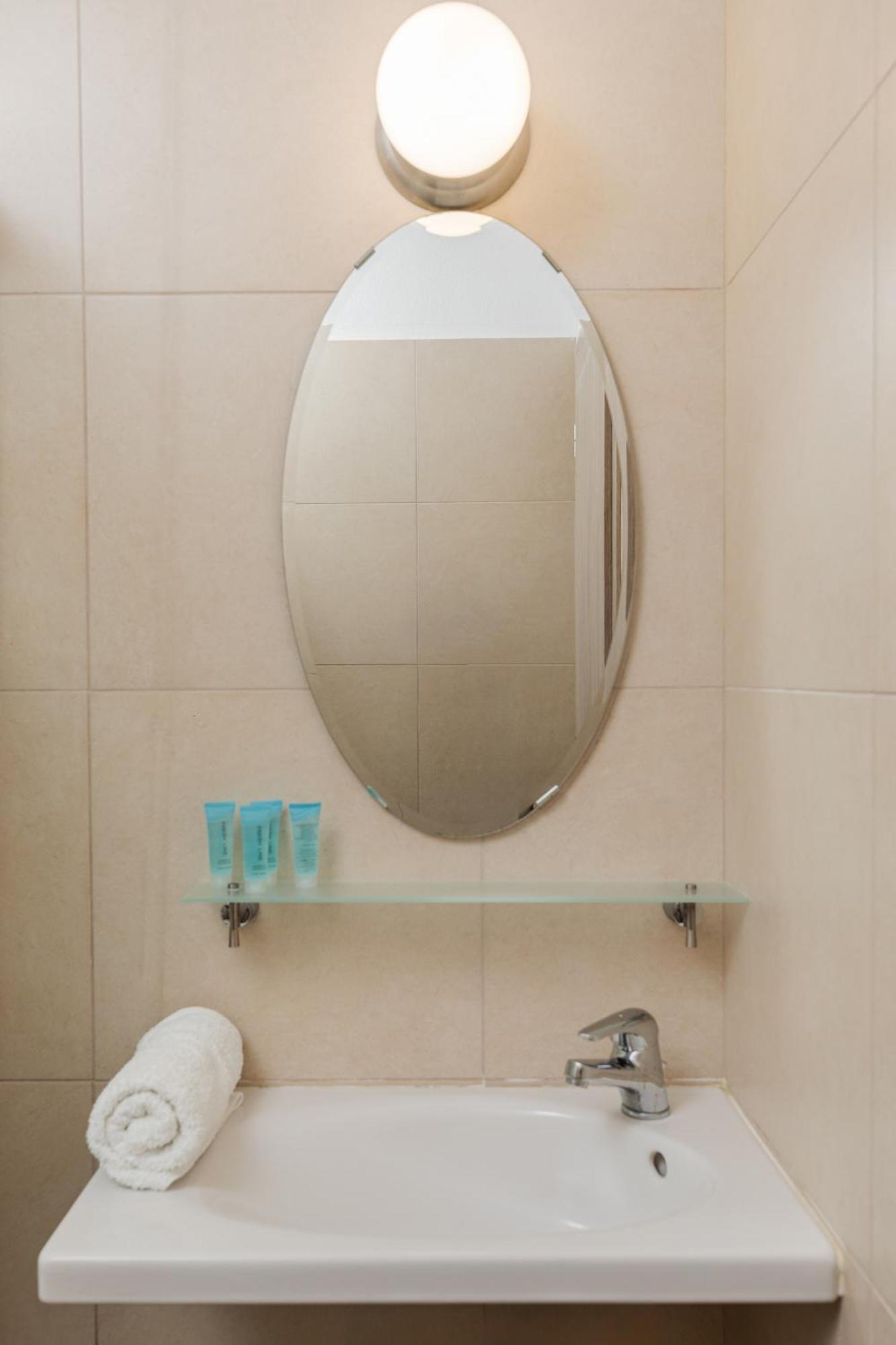 Hotel Grekas ネイポリ エクステリア 写真